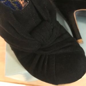 Irregular Choice black bootie